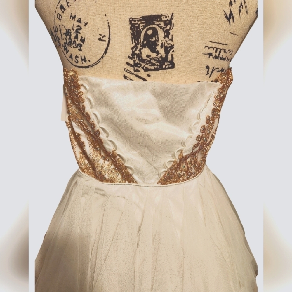 TLC Say Yes To The Prom Dress - Picture 9 of 12